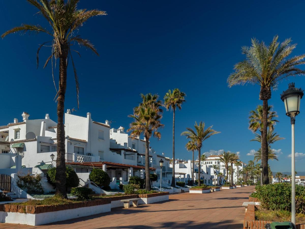 2258-Superb 1 Bedroom-Terrace And Sea View Castillo de Sabinillas المظهر الخارجي الصورة